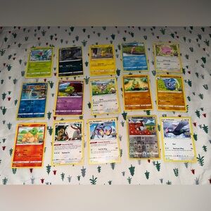 22 Pokemon GO cards *Reverse Holos Included!